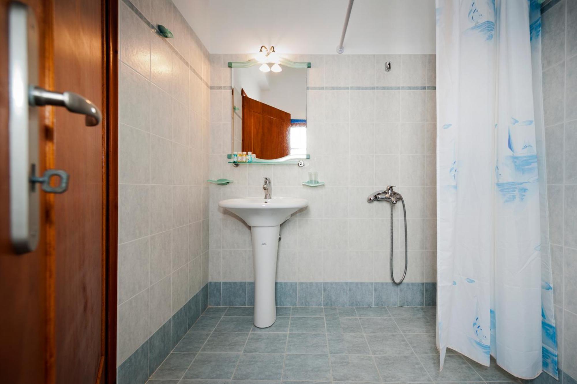 Hotel Eleni Adamantas  Dış mekan fotoğraf